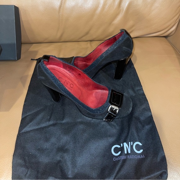 CNC Heeled Sandal - Picture 2 of 4